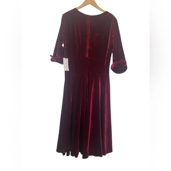Unique Vintage Burgundy Red Velvet Delores Dress - Size 1X/16 - Picture 4 of 11